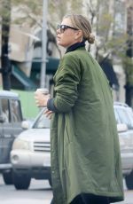MARIA SHARAPOVA Out Shopping in Beverly Hills 01/20/2017