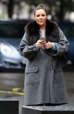 MARTINE MCCUTCHEON Arrives at Jason Vale