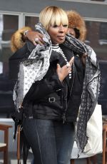 MARY J. BLIGE Out in Park City 01/21/2017
