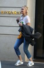 PARIS JACKSON Out and About in Paris 01/17/2017