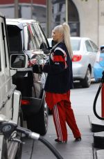 PIA MIA PEREZ at a Gas Station in West Hollywood 01/03/2017