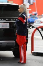 PIA MIA PEREZ at a Gas Station in West Hollywood 01/03/2017