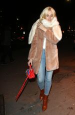 PIXIE LOTT Arrives at Jojo