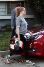 Pregnant AMANDA SEYFRIED and Thomas Sadoski Out in Studio City 01/15/2017