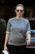 Pregnant AMANDA SEYFRIED and Thomas Sadoski Out in Studio City 01/15/2017