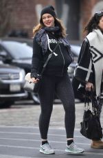Pregnant AMBER TAMBLYN Out and About in New York 01/11/2017