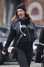 Pregnant AMBER TAMBLYN Out and About in New York 01/11/2017