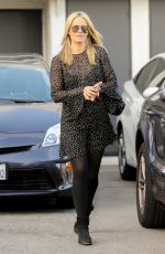 Pregnant MOLLY SIMS Leaves a Hair Salon in Beverly Hills 01/06/2017