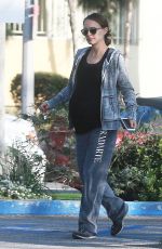 Pregnant NATALIE PORTMAN Out at Griffith Park in Los Feliz 01/18/2017