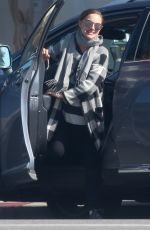 Pregnant NATALIE PORTMAN Out in Los Angeles 01/14/2017