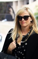 REESE WITHERSPOON Arrives at Her Office in Beverly Hills 01/04/2017