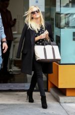 REESE WITHERSPOON Out Shopping in Beverly Hills 01/04/2017