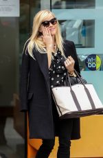 REESE WITHERSPOON Out Shopping in Beverly Hills 01/04/2017