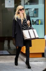 REESE WITHERSPOON Out Shopping in Beverly Hills 01/04/2017
