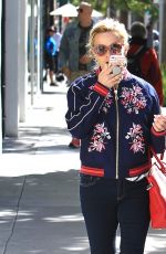 REESE WITHERSPOON Out Shopping in Beverly Hills 01/21/2017