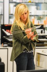 REESE WITHERSPOON Out Shopping in Brentwood 01/28/2017