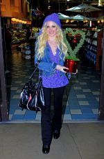 SARA BARRETT Leaves Gelson