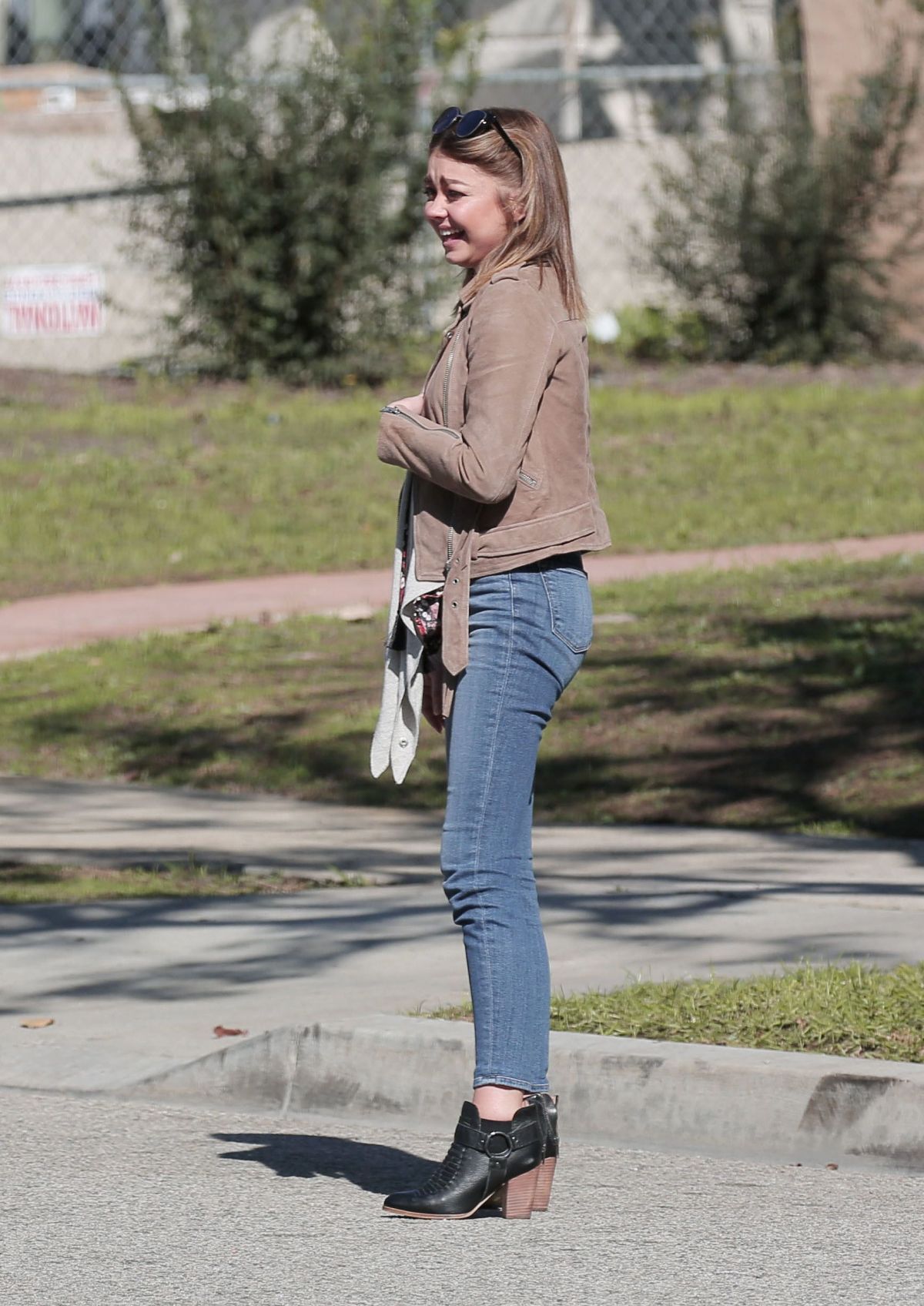 SARAH HYLAND on the Set of Modern Family in Los Angeles 01/26/2017.