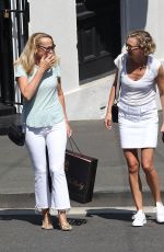 SARAH MURDOCH and JERRY HALL Out Shopping in Sydney 01/30/2017