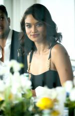 SHANINA SHAIK Out for Lunch in Melbourne 01/13/2017
