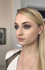 SOPHIE TURNER at 74th Annual Golden Globe Awards in Beverly Hills 01/08/2017