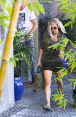STACY FERGIE FERGUSON Leaves Her Home in Brentwood 12/29/2016