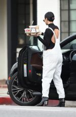 VANESSA HUDGENS Out for Coffee in Los Angeles 01/03/2017