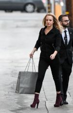 WENDI MCLENDON-COVEY Arrives at Jimmy Kimmel Live i Hollywood 01/18/2017