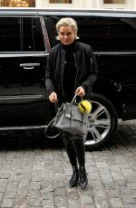 YOLANDA HADID Arrives at Her Daughter