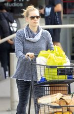 AMY ADAMS Shoping for Groceries in Los Angeles 02/07/2017