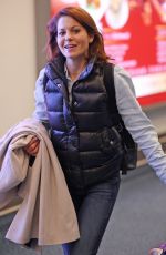 CANDACE CAMERON BURE at Vancouver International Airport 02/12/2017