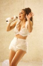 CHARLI XCX Performs at Jimmy Kimmel Live in Los Angeles 02/07/2017