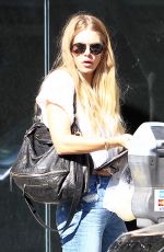 ERIN HEATHERTON Out and About in Los Angeles 02/01/2017