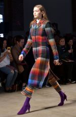 GIGI HADID at Missoni Fashion Show at Milan Fashion Week 02/25/2017