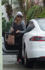 GOLDIE HAWN Out for Lunch in Los Angeles 02/05/2017