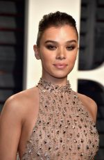 HAILEE STEINFELD at 2017 Vanity Fair Oscar Party in Beverly Hills 02/26/2017