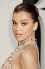HAILEE STEINFELD at 2017 Vanity Fair Oscar Party in Beverly Hills 02/26/2017