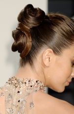 HAILEE STEINFELD at 2017 Vanity Fair Oscar Party in Beverly Hills 02/26/2017