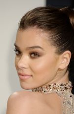 HAILEE STEINFELD at 2017 Vanity Fair Oscar Party in Beverly Hills 02/26/2017