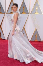 HAILEE STEINFELD at 89th Annual Academy Awards in Hollywood 02/26/2017