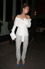 HAILEY BALDWIN Leaves Sexy Fish in London 02/18/2017
