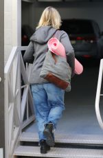 HELEN HUNT Heading to a Yoga Class in Brentwood 02/25/2017