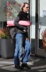 HELEN HUNT Heading to a Yoga Class in Brentwood 02/25/2017