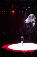 TAYLOR SWIFT Performs at 2017 Directv Now Super Saturday Night Concert in Houston 02/04/2017