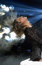 TAYLOR SWIFT Performs at 2017 Directv Now Super Saturday Night Concert in Houston 02/04/2017