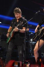 TAYLOR SWIFT Performs at 2017 Directv Now Super Saturday Night Concert in Houston 02/04/2017