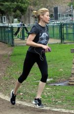 JULIE BOWEN Out Running at a Park in Los Angeles /02/04/2017