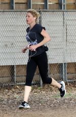 JULIE BOWEN Out Running at a Park in Los Angeles /02/04/2017