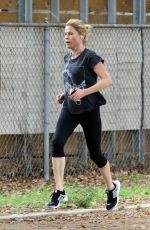JULIE BOWEN Out Running at a Park in Los Angeles /02/04/2017