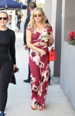 KATE HUDSON out for Lunch in West Hollywood 02/13/2017